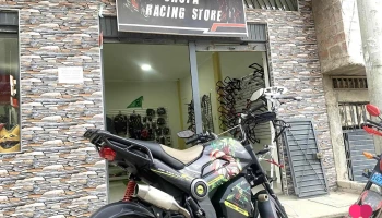 Chota Racing Store - Adriano Novoa 877