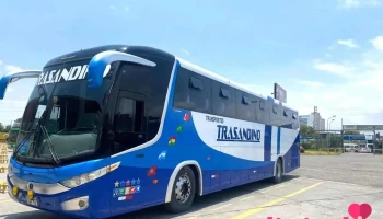 Empresa Trasandino Bus Colca Cabanaconde - Jacobo Hunter