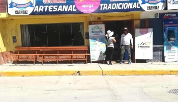 Market Plaza Carhuaz - Perú