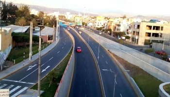 Paradero Colectivos Miguel Grau 