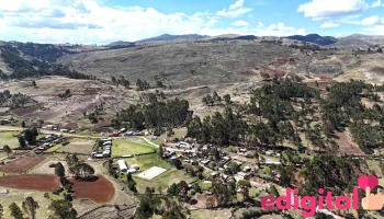 Plaza de Huancapuquio - 05325