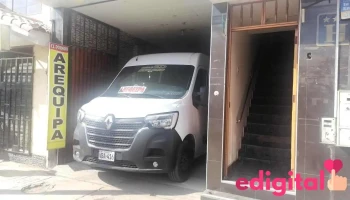 Transporte De Minivan El Dorado - Camaná