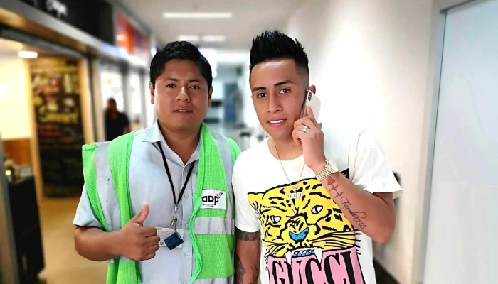 Aeropuerto Internacional Capitan Fap Carlos Martinez De Pinillos Promocion - Huanchaco 13000