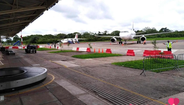 Aeropuerto Internacional Padre Aldamiz -  Pista De Aterrizaje - Puerto Maldonado