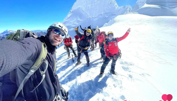 Asociación Socorro Andino Peruano - Peruvian High Mountan Rescue Team - Huaraz 02001