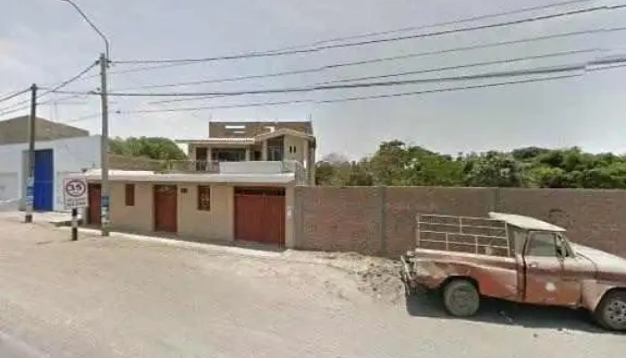 Botica Cruz Blanca -  Fotos - Huacho