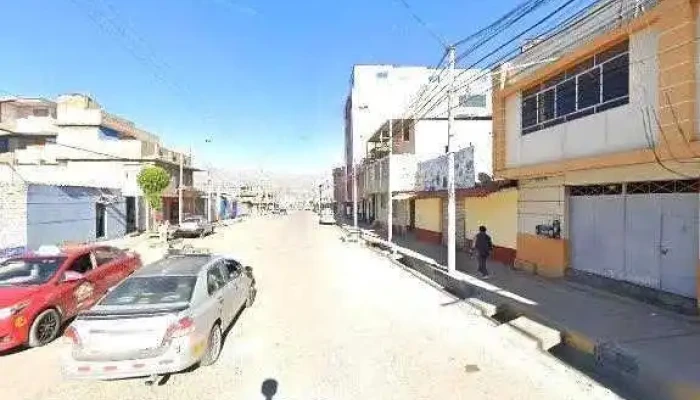Botica Farmacia Salud -  Abierto Ahora - Huancayo