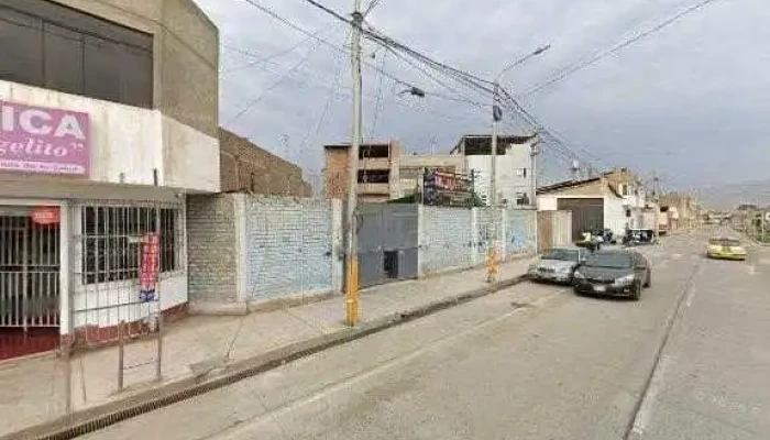 Botica Farmasol Puntajedeg - Trujillo