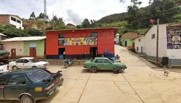Botica Finkafarma -  Cerca De Mideg - Yarumayo