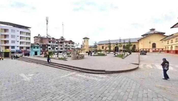 Botica Intifarma -  Como Llegar - Santiago de Chuco