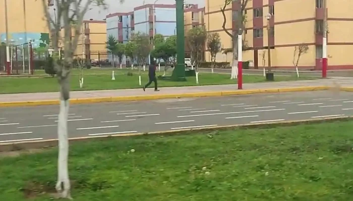 Botica Los Pozos -  Videos - Callao