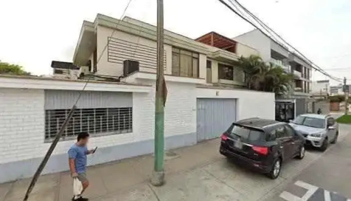 Botica Magistral Peruana -  Sitio Webdeg - San Borja