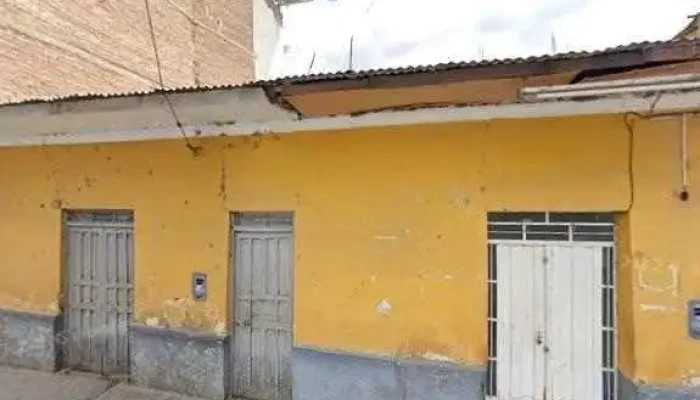Botica Oriente Dental -  Cerca De Mideg - Huánuco