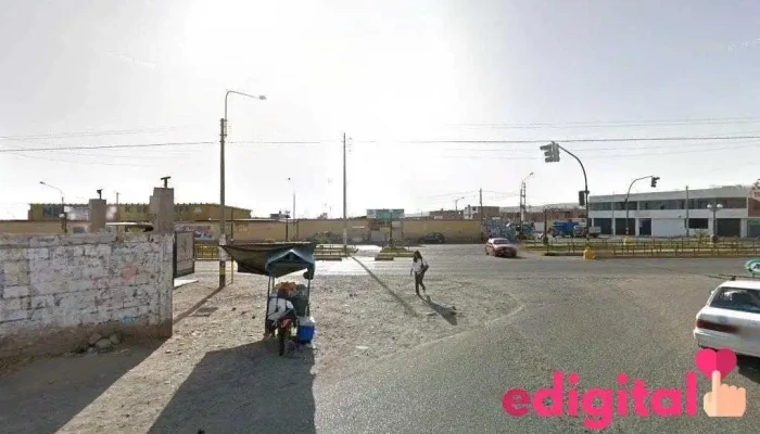 Botica Perfumeria Oxamedic - Tacna 23004