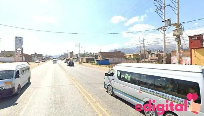 Botica Salud Del Valle - Perú