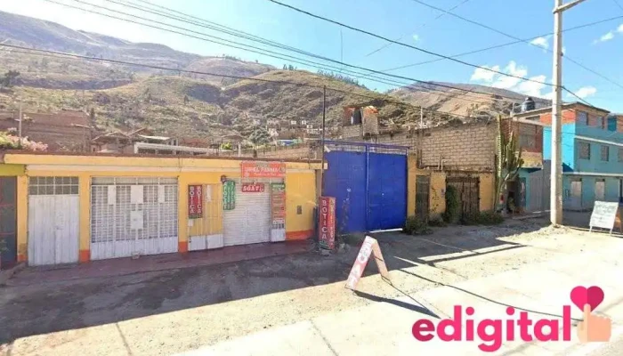 Botica Uriel Farma - Perú