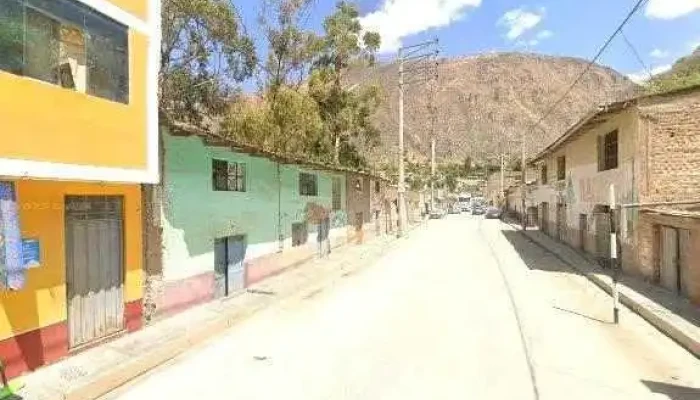 Botica Yuli Farma -  Direccion - Peru