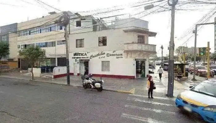 Boticas Cristhian -  Direcciondeg - San Isidro
