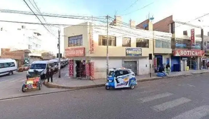 Boticas Farma Divina -  Cerca De Mi - Juliaca