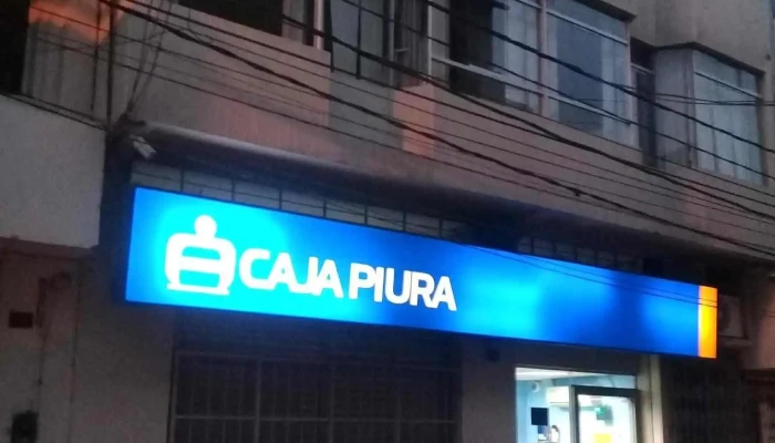 Caja Piura - San Pedro 174