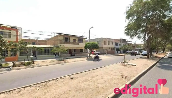 Casa - Av. César Vallejo