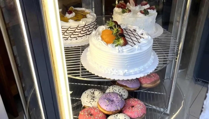 Eduardo's - Av. Mariano Lino Urquieta