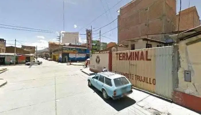 Empresa 14 -    Terminal Huaraz Preciosdeg - Huaraz