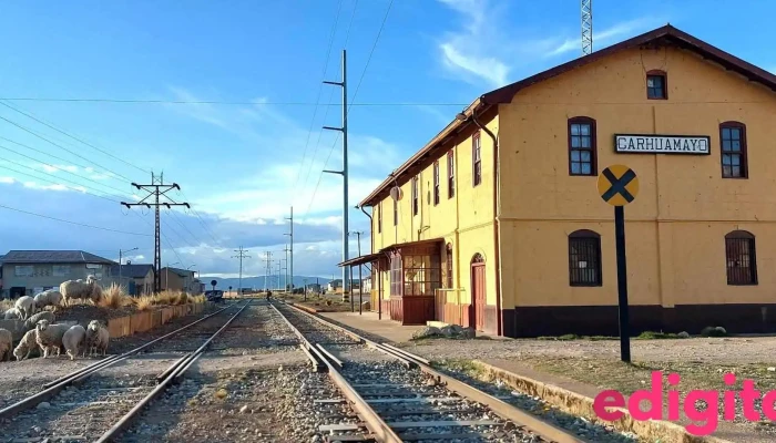 Estación de Trenes de Carhuamayo - Carhuamayo 12741