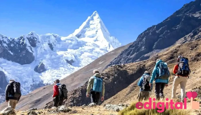 Exploria - Trekking, Escaladas, Tours y Expediciones en Perú - Huaraz 02000