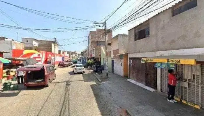 Farma Market -  Zona - Víctor Larco Herrera