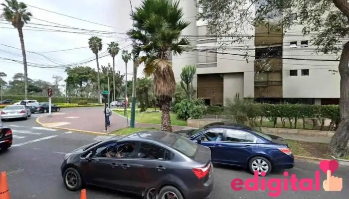 Farmacia De La Clínica El Golf - San Isidro