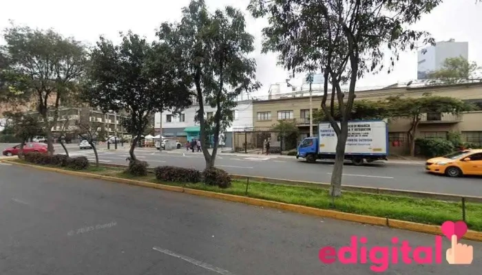 Farmacia Dermosalud Q.f. - Lince