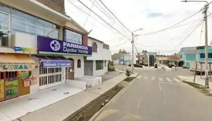 Farmacia Doctor Varchis -  Instagramdeg - Nuevo Chimbote