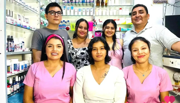 Farmacia Especializada 24 Horas -  Del Propietario - Tarapoto