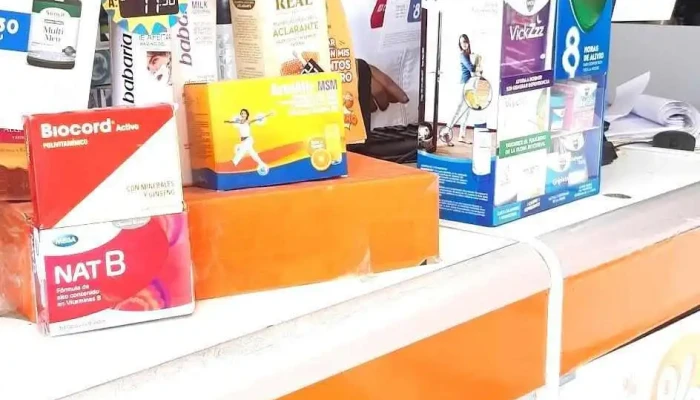 Farmacia Mifarma -  Opiniones - Sullana