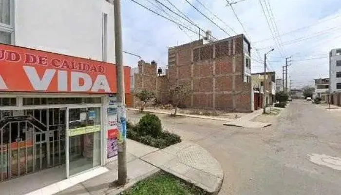 Farmacia Nueva Vida -  Fotosdeg - Trujillo