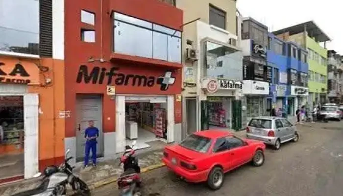 Farmacia Olenkafarma -  Opinionesdeg - Trujillo