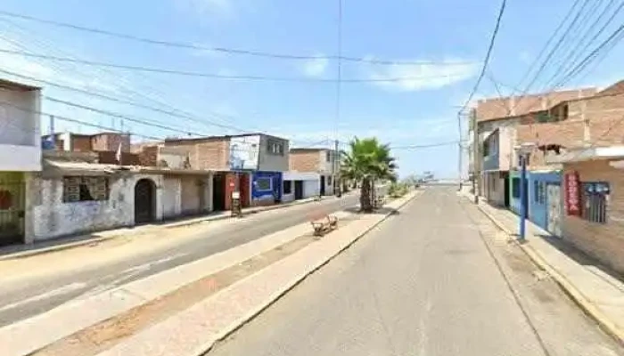 Farmacia Petrofar -  Telefono - Salaverry