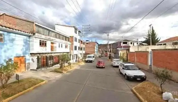 Farmacia Re -  Vive Ubicaciondeg - Cusco