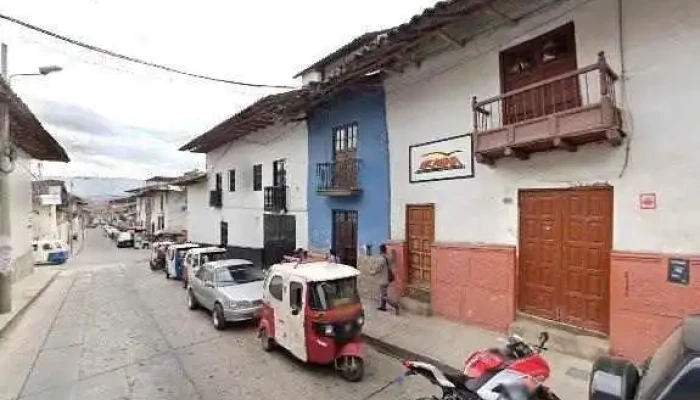 Farmacia Rossinnova -  Como Llegardeg - Cajamarca