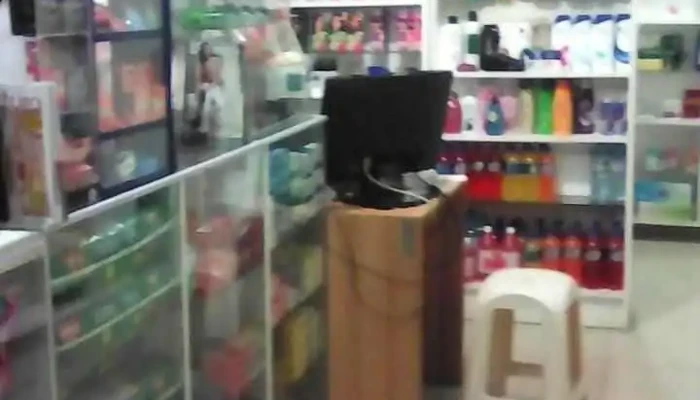 Farmacia San Juan - Víctor Larco Herrera