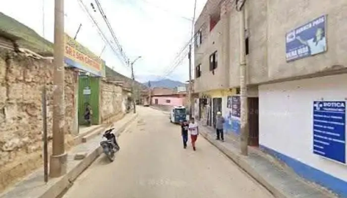Farmaciel -  Cerca De Mideg - Amarilis