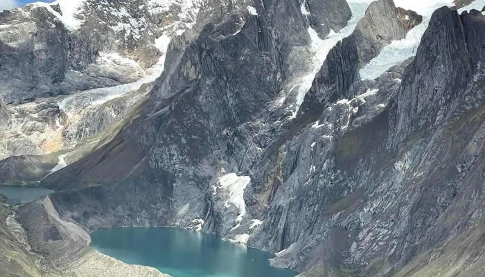 Huascaran Adventure Travel Agency - Pedro Campós 711