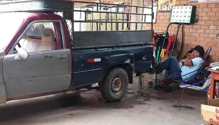 Lavadero Motos, Autos. - Av. La Cultura