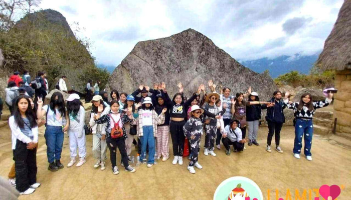 Llamitas Travel Agency - Tour Operator - Portal De Panes 123