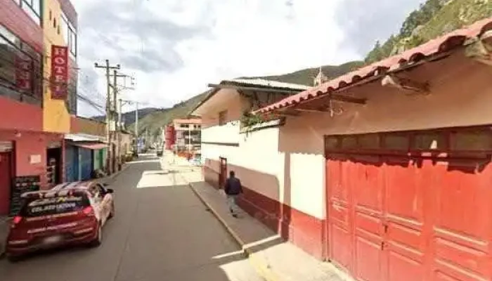 Luz Farma Botica -  Cerca De Mi - La Unión