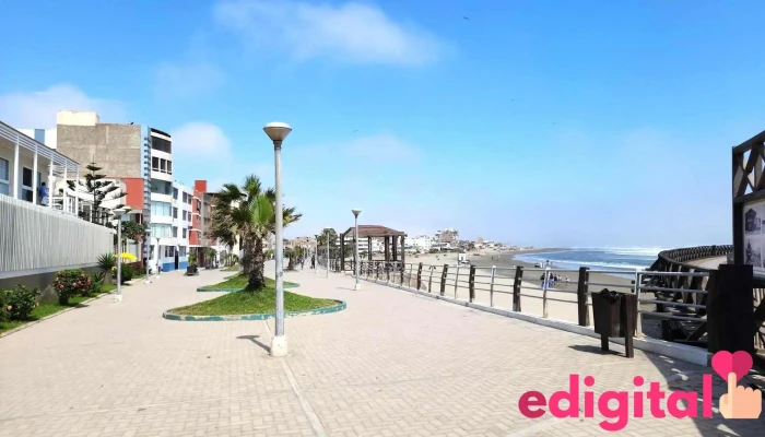 Malecón de Pimentel - Manuel Seoane