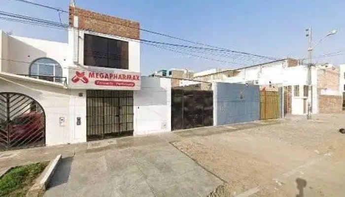 Mega Pharmax Farmacia -    Perfumeria Comentarios - Chimbote