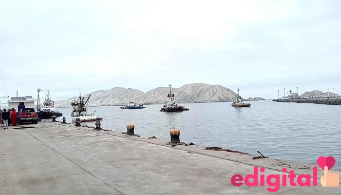 Muelle Ndeg 1   Terminal Portuario De Chimbote Videos - Chimbote