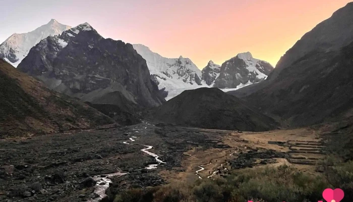 Nuestramontaña - Huaraz 02001